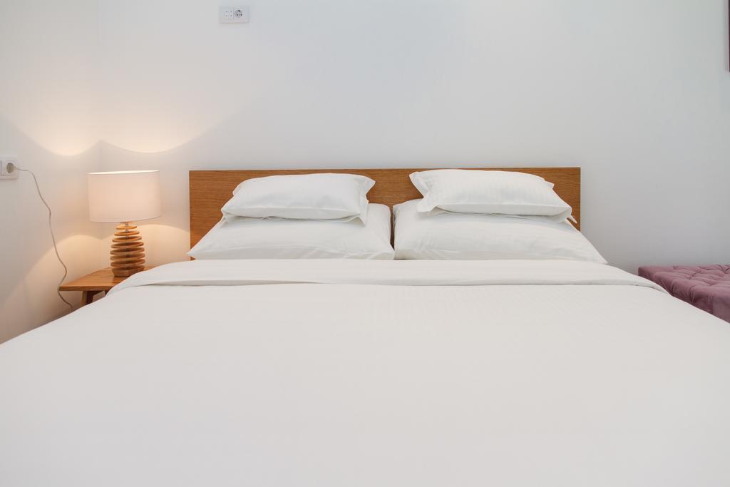 Apartment Slavia District Belgrád Szoba fotó