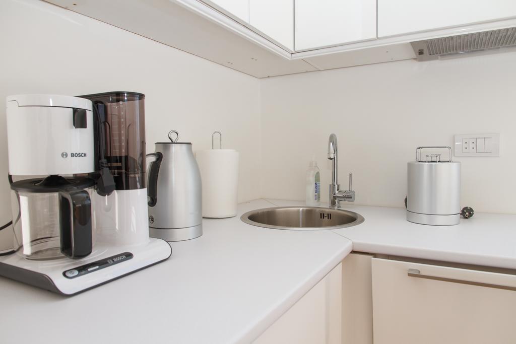 Apartment Slavia District Belgrád Szoba fotó
